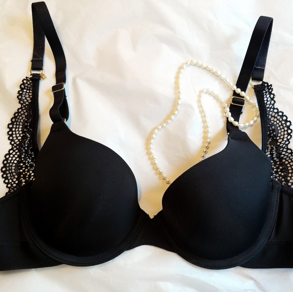 Lively T-Shirt Bra 32B NWOT